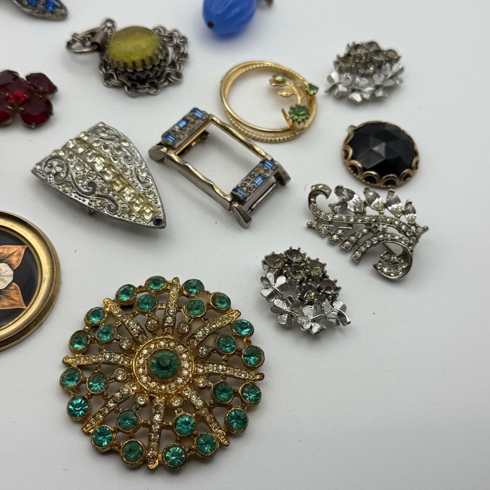 Elegant craft rhinestone Multi-Color Brooch Set - Picture 4 of 5
